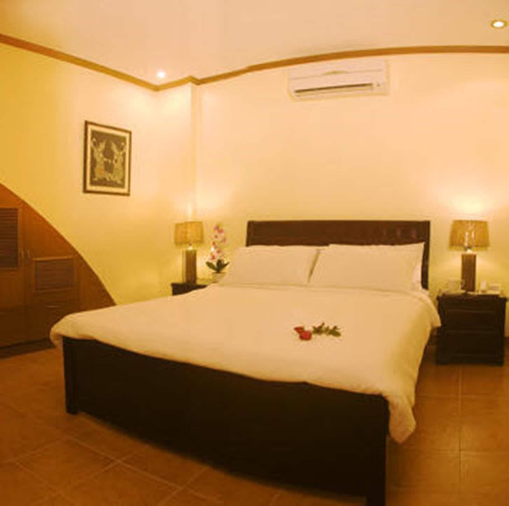 Casablanca Hotel And Resort Olongapo Dış mekan fotoğraf
