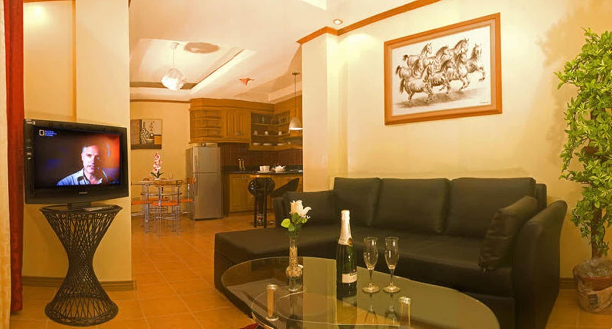 Casablanca Hotel And Resort Olongapo Dış mekan fotoğraf